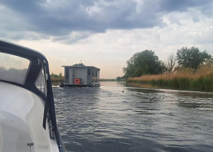 Aquahome - Np De Biesbosch - Bijzonder Overnachten Op Houseboat! * Werkendam