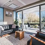 Aquahome - Np De Biesbosch - Bijzonder Overnachten Op Houseboat! Chalet Werkendam