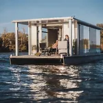 Aquahome - Np De Biesbosch - Bijzonder Overnachten Op Houseboat! Werkendam