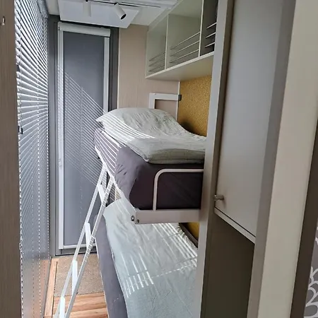 Chalet Aquahome - Np De Biesbosch - Bijzonder Overnachten Op Houseboat! *